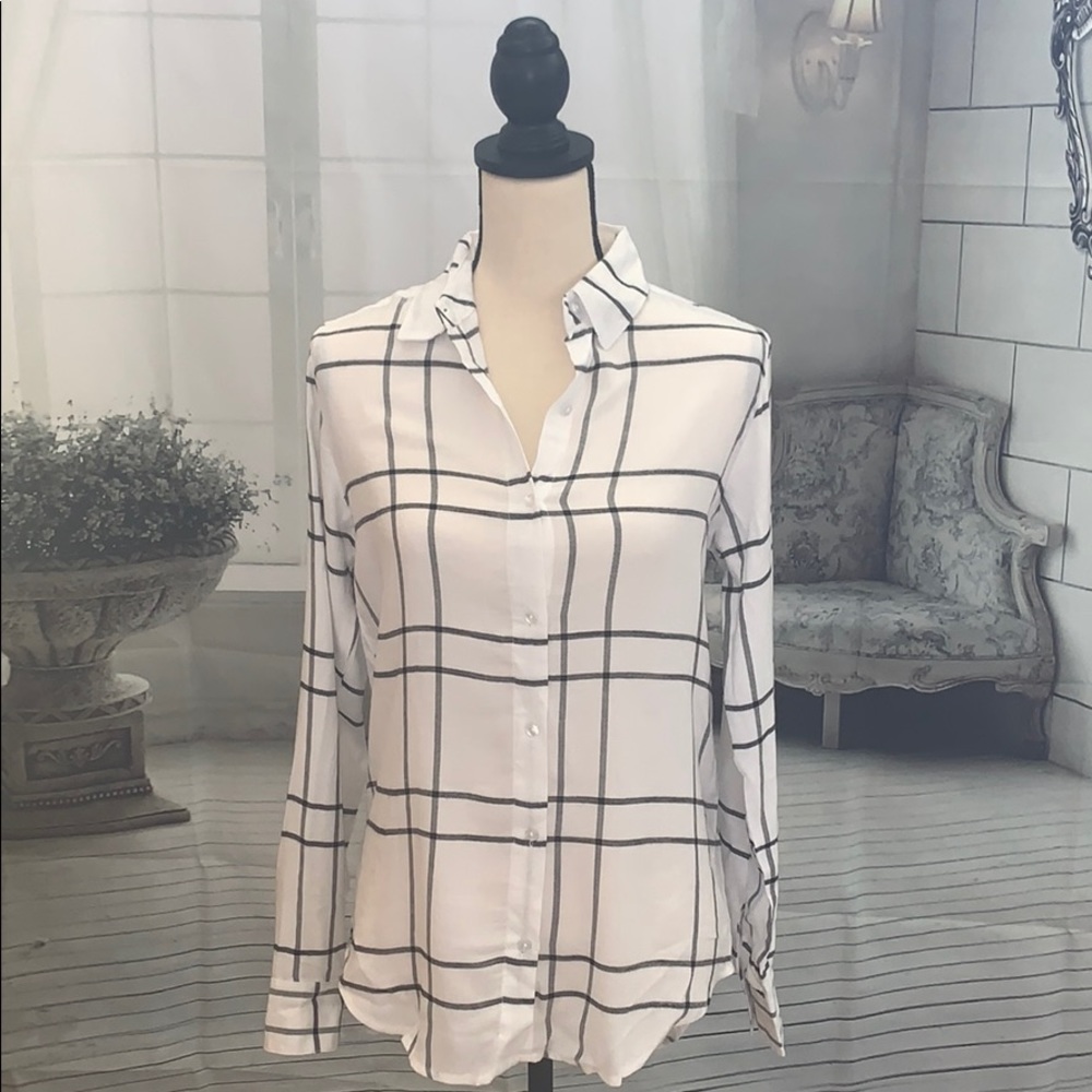 NWT Black and White Boutique Plaid Button Down